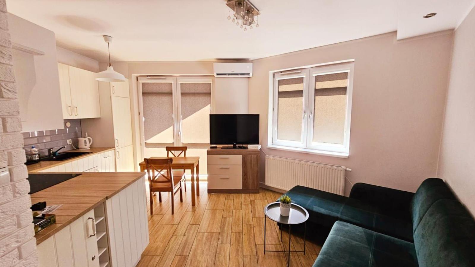 Apartament Mlynarska ปีวา ภายนอก รูปภาพ
